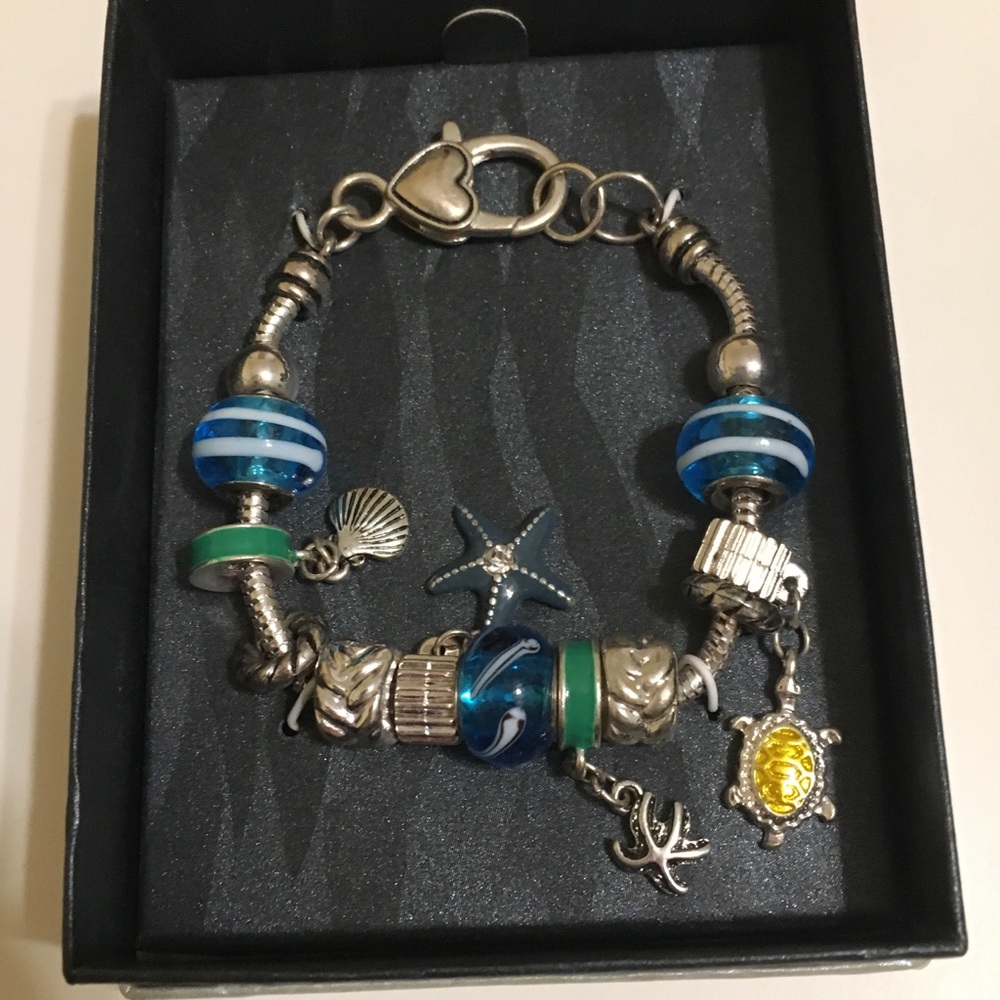 🚫 SOLD 🚫 Ocean Theme Charm Bracelet NWT